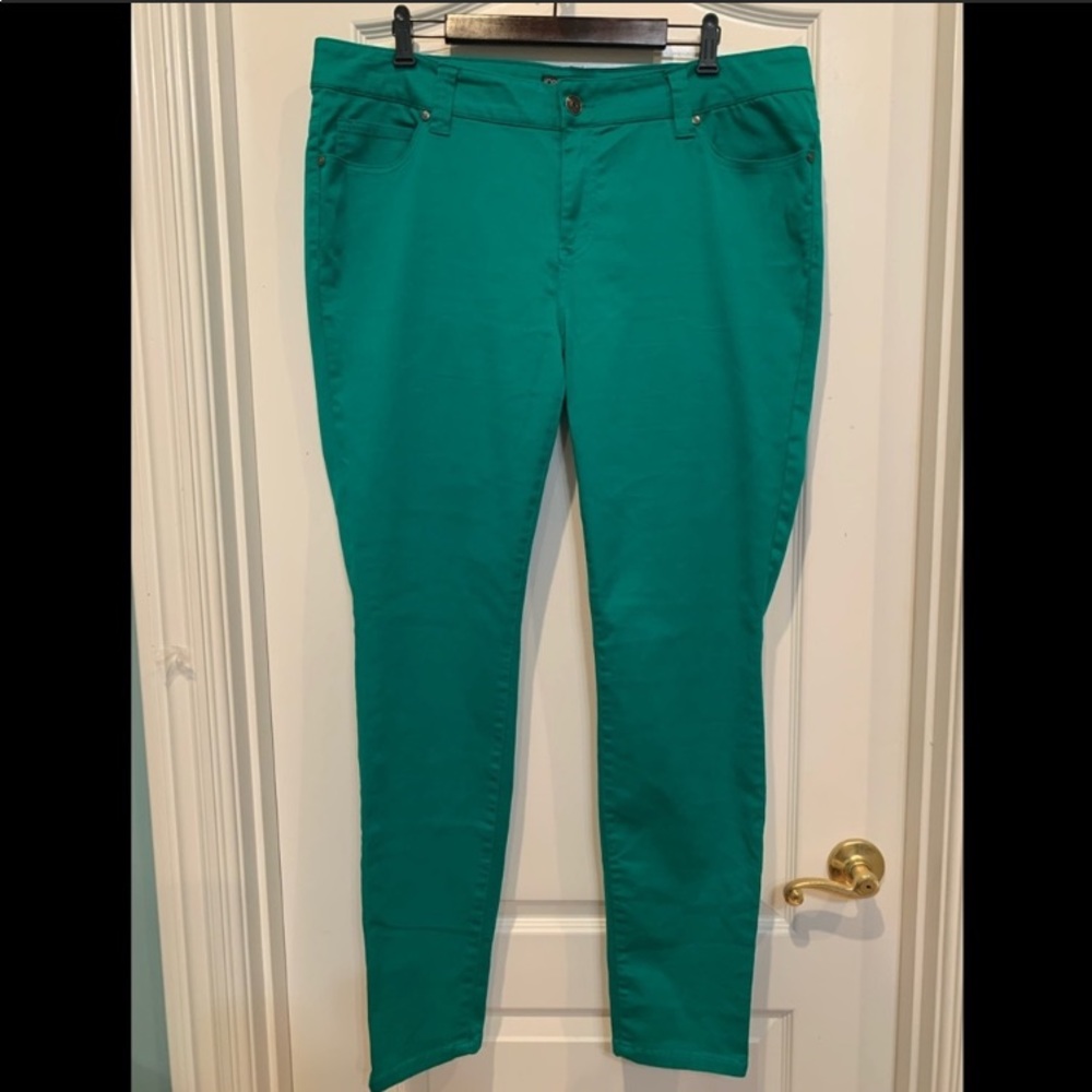 Forever 21 Plus Size Pants Green Size 18